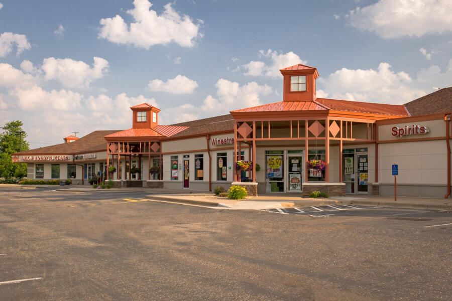 North Oaks Village Retail Center